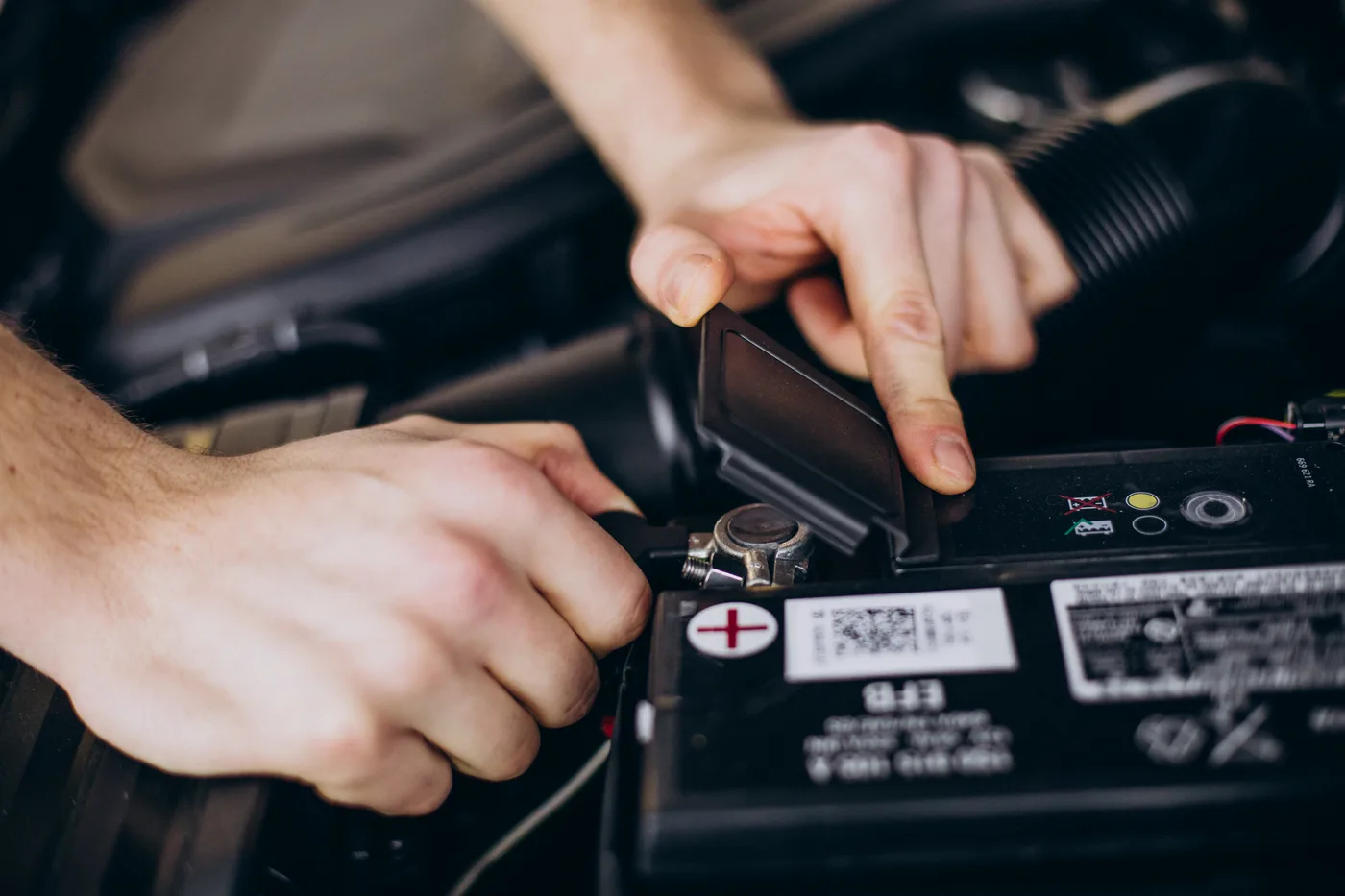 Car Battery Replacement. Mobile Tyre Pro mobile service